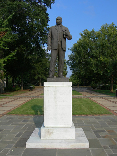 MLK statue, Linn Park, Birmingham (by: Jimmy Emerson, creative commons license)