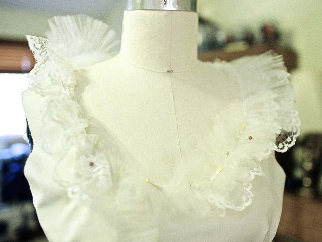 wedding dress neckline