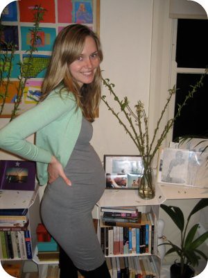 pregnant belly 2007