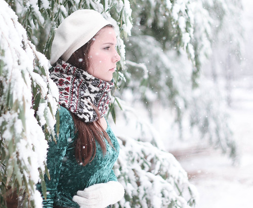 フリー写真素材|人物|女性|雪|横顔|帽子・キャップ|アメリカ人|