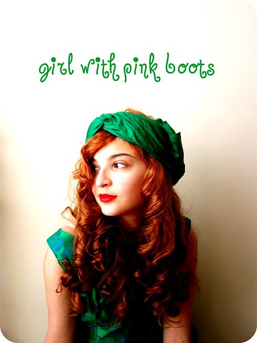 girl_pink_boots_green