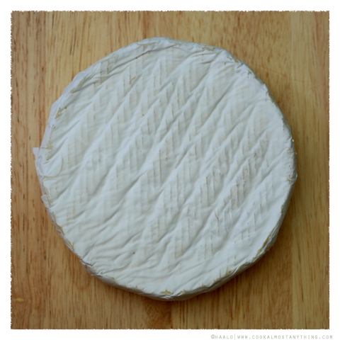 King Island Double Brie Limited Release© by Haalo