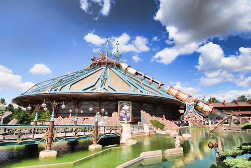 Space Mountain in High Definition