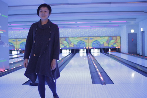 Harumi missing the bowling pins
