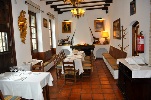 Salón interior del restaurante