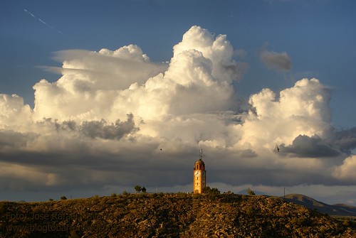 Cerro de Santa Bárbara y Reloj de la Villa