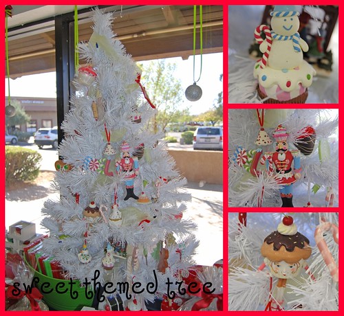 Simply Sweets' Sweet Themed Christmas Tree