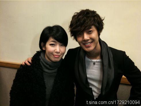Kim Hyun Joong with with TVB Host, Li Zhi Shan