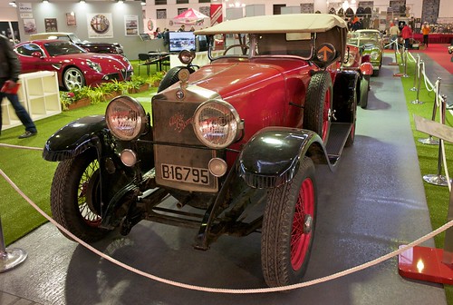 L9770771 - Auto Retro 2010. Alfa Romeo RL SuperSport (1925)