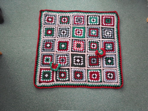 'jean nock' Thank you very much for these gorgeous Squares! I hope you like your blanket!