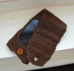 Seamless iPod case design, knit entirely on DPNS