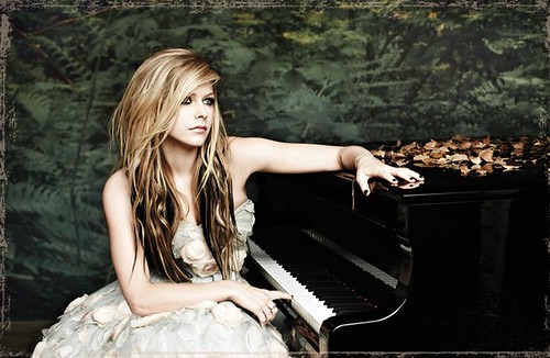 Avril Lavigne letrajza