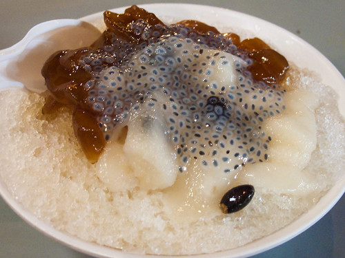 Shaved Ice with Soursop and Sea Jelly