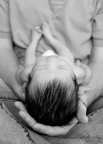 Daddys-hands-BW