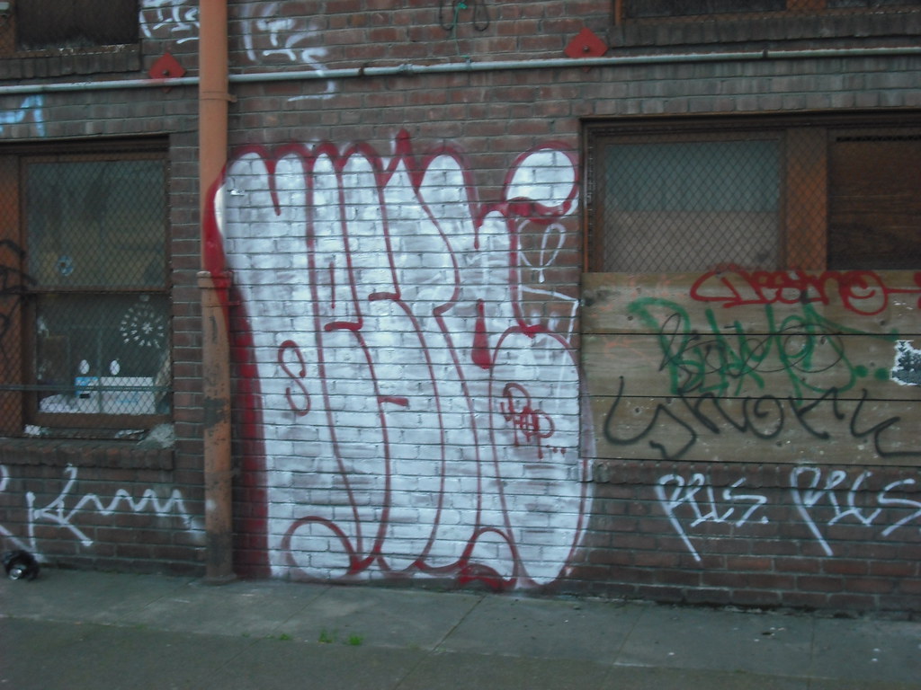 DESTN Graffiti - Oakland, CA