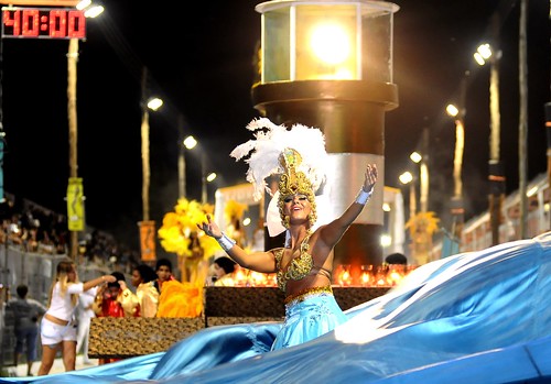 carnival brazil 2011. CARNAVAL BRASIL 2011 - CARNIVAL IN BRAZIL