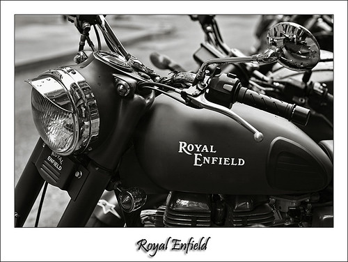 Royal Enfield 01