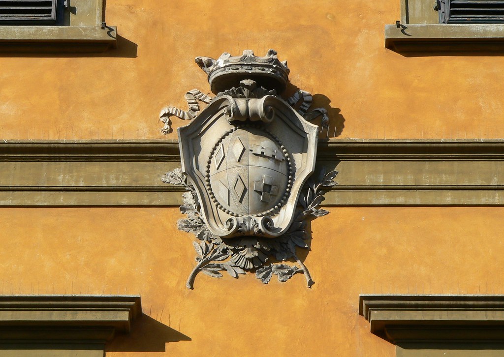Firenze - Piazza del Carmine - Palazzo Rospigliosi Pallavicini- particolare facciata