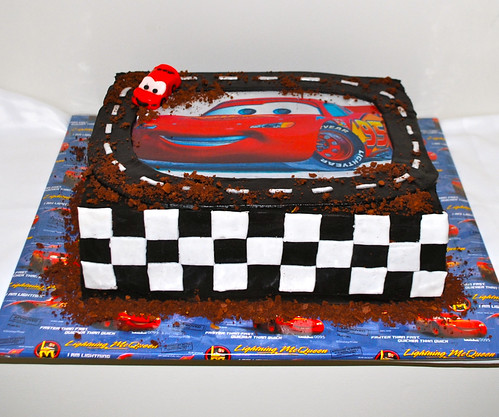 pixar cars cake. Disney Cars Cake. Disney Pixar