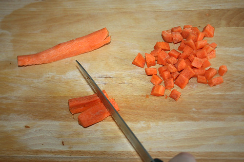 35 - Karotten würfeln