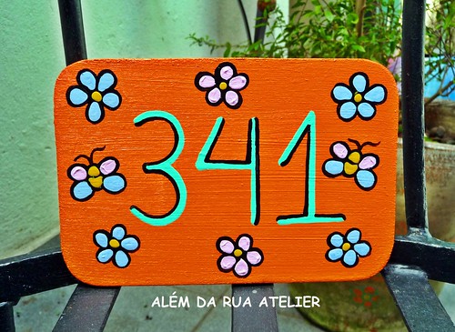 número residencial pintado à mão