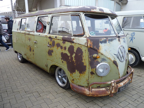 VW Split Window Rusty Rat Bus a photo on Flickriver