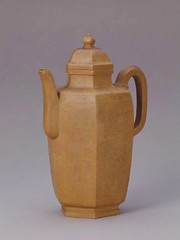 清乾隆-宜兴窑紫砂泥绘烹茶图六方茶壶