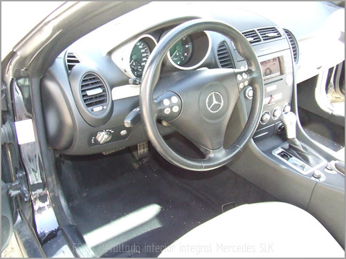 Mercedes SLK detallado
interior-03
