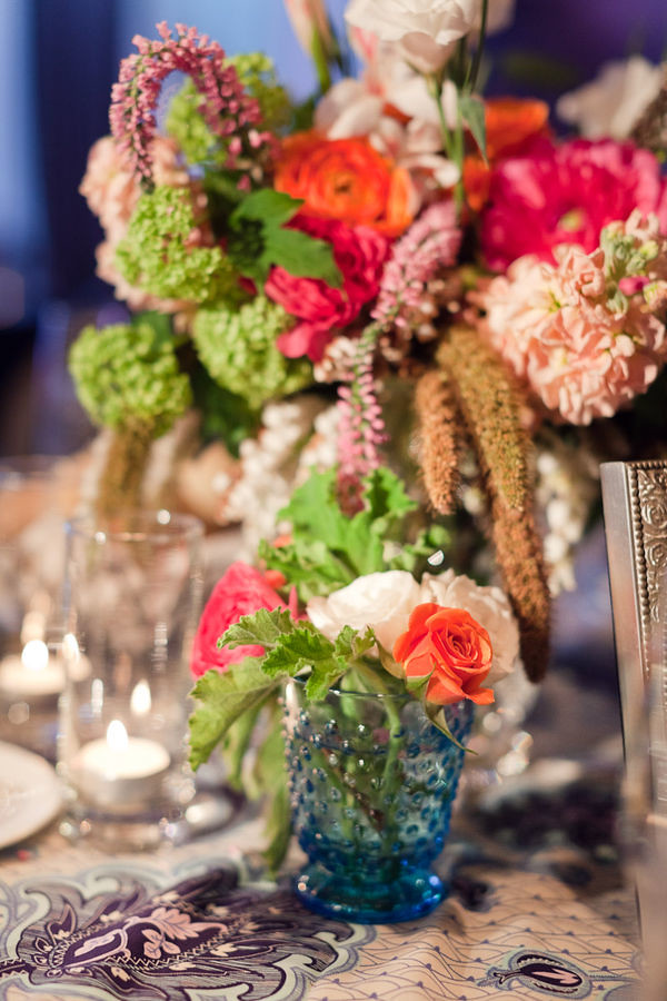 Image by Erin Hearts Court, Flowers by La Partie Events