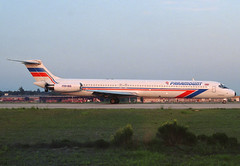 Paramount MD-83 G-PATA GRO 07/05/1989
