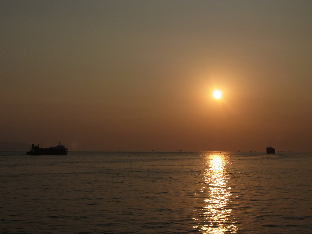 the sunset at the Akashi Strait