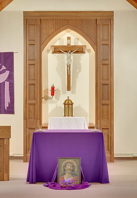 Saint Nicholas Roman Catholic Church, in Pocahontas, Illinois, USA - altar