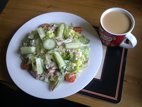 Tuna and feta salad, with tea