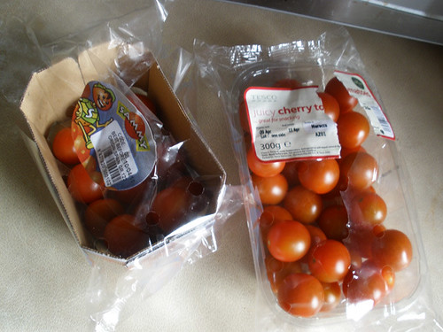 Different cherry tomatoes..
