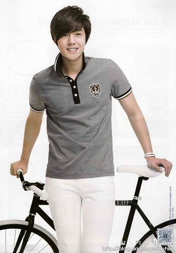 Kim Hyun Joong HANGTEN Ad on Ceci Magazine April 2011 Issue