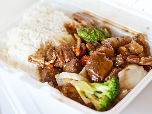 Oriental beef (牛腩飯)