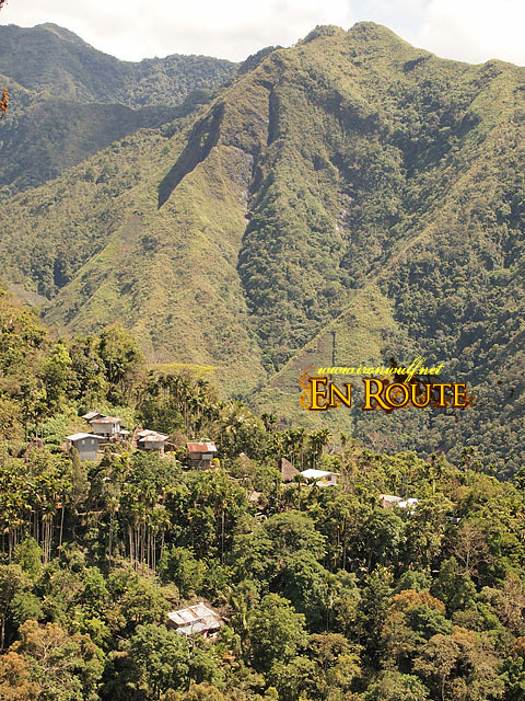 Pasing by those houses part of Nagcor Village
