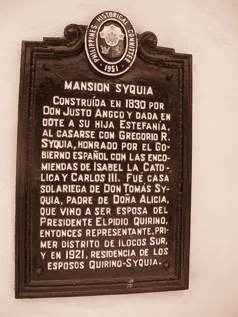 Syquia Mansion (1)