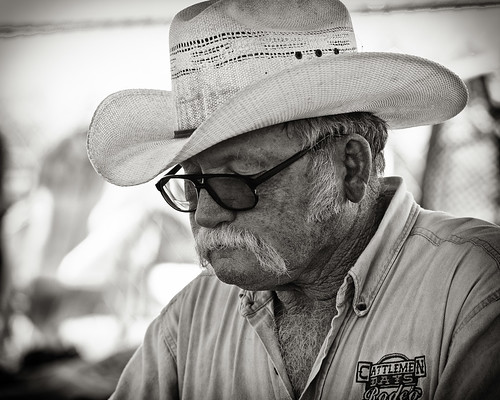 Ashland High School Rodeo 2011 - A day in the sun