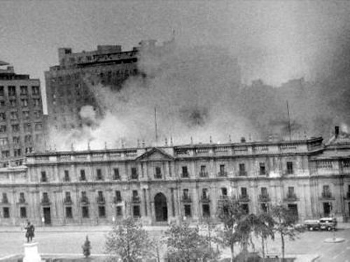 incendio declarado, vista de la Plaza de La Libertad.