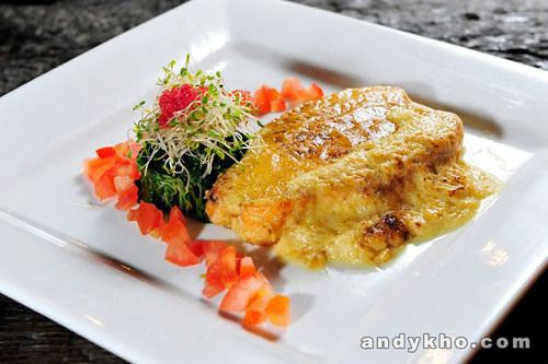 012 The Hill Signature Pan Fried Salmon RM38