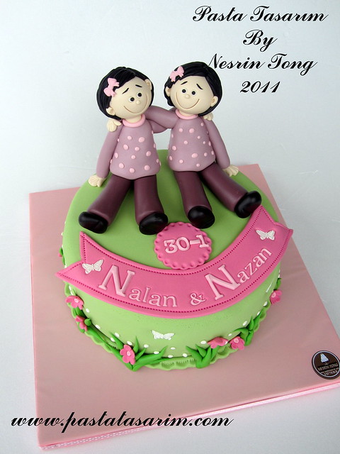  TWINS SISTERS BIRTHDAY CAKE