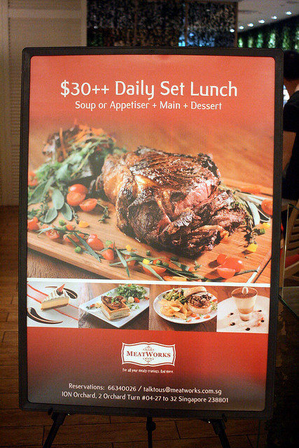 Three course set lunch for only S$30++