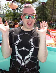 Disneyland Day 1: Hubby in a Teacup