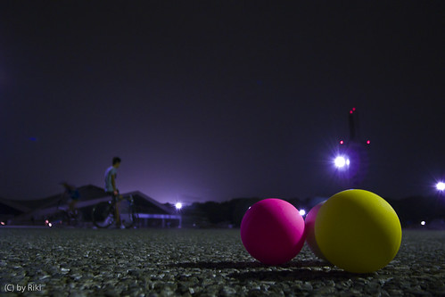 color balls in night games