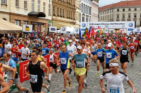 Pomůže masovost českému výkonnostnímu běhu?