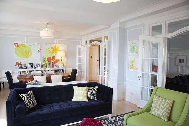 dwellers-without-decorators-living-room-4-jonathan-adler-lampert-sofa-blue-velvet-via-cococozy