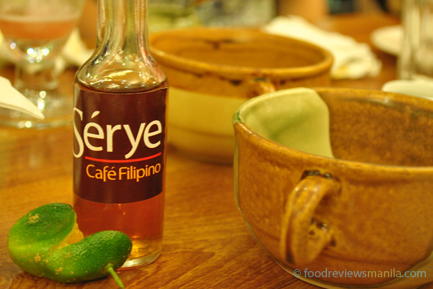 Serye sauce bottle