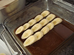 Line Pan With Caramel & Bananas