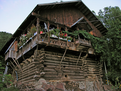 Ciriddüzü - Artvin falu faházzal